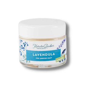 Wer liebt nicht den beruhigenden Duft von Lavendel? Die Lavendel Creme ist besonders geeignet für unreine, gestresste und gerötete Haut.